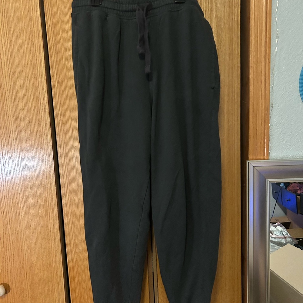 Old Navy woman’s Dark Joggers